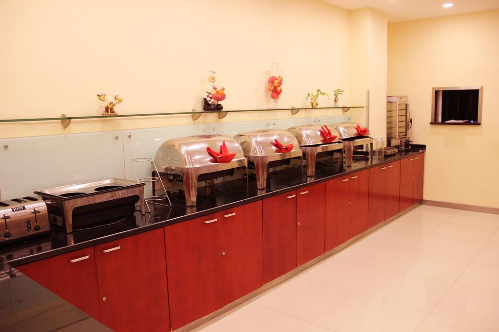 Hanting Express Shenyang Longemont Square Экстерьер фото
