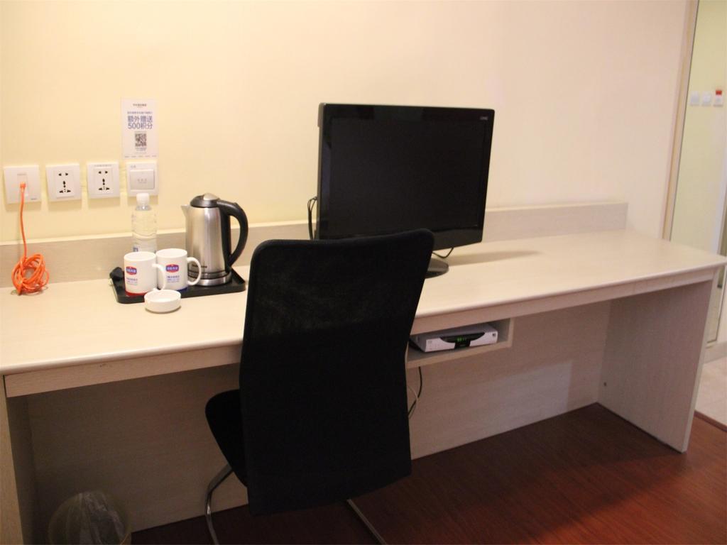 Hanting Express Shenyang Longemont Square Экстерьер фото
